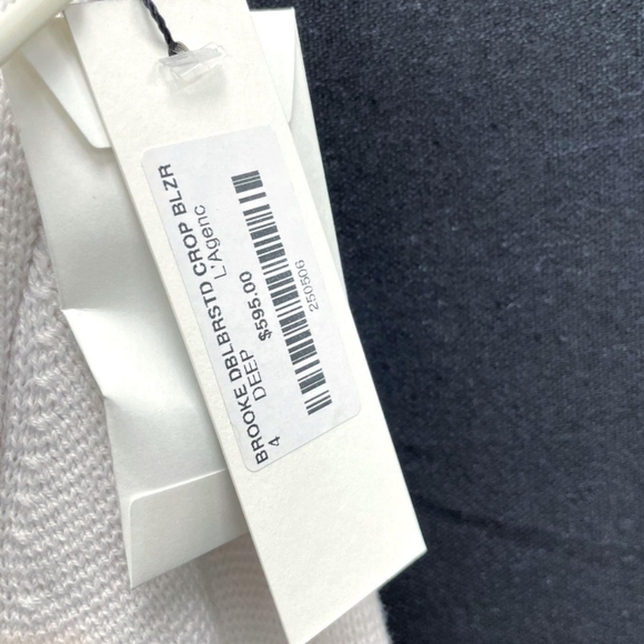 L'AGENCE Brooke Double Breast Knit Blazer - Picture 10 of 13